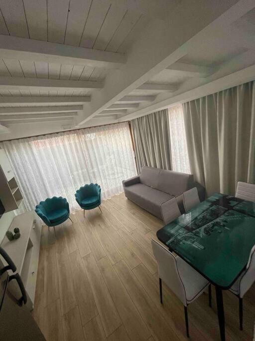 Florica Sicilian Holiday Catania-Fontanarossai nemzetközi repülőtér Kültér fotó